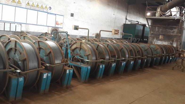 fio de aço recozido força da ruptura 2260N para o pneu de carro 09MM