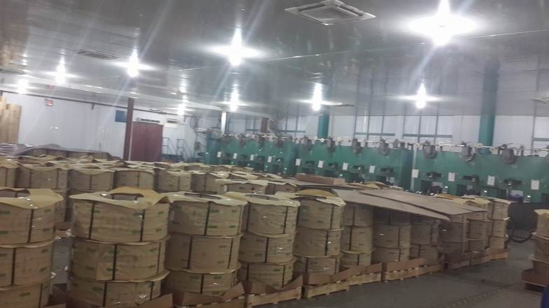 O fio de aço recozido bens com conforma-se diâmetro da superfície 089MM
